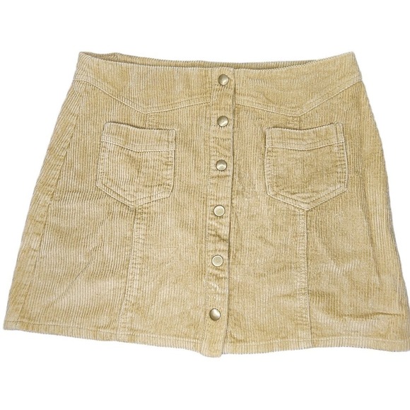 She+Sky Mini  Skirt Size Large Tan - Picture 3 of 5